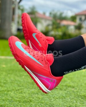 NIKE MERCURIAL VAPOR 16 ACADEMY TF MAD ENERGY PACK
