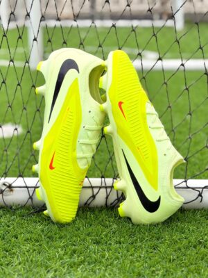 Nike Phantom 6 Low Pro